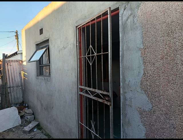 3 BEDROOM FREEHOLD FOR SALE IN MXOLISI PHETANI